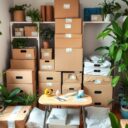 Strefa pakowania w mieszkaniu: jak zorganizować praktyczną przestrzeń bez chaosu i stresu